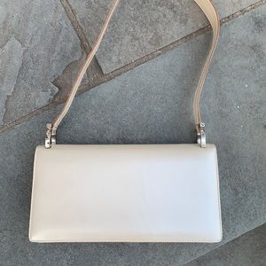 Vintage Salvatore Ferragamo purse in Ivory Pearl